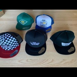 Lot of 5 kids vans hats.